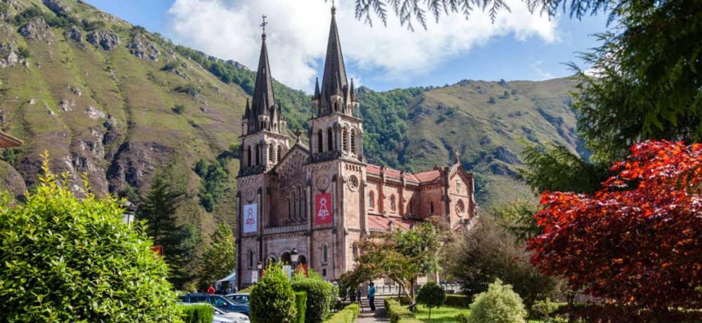 Apartamentos Rurales La Caviana Onís エクステリア 写真