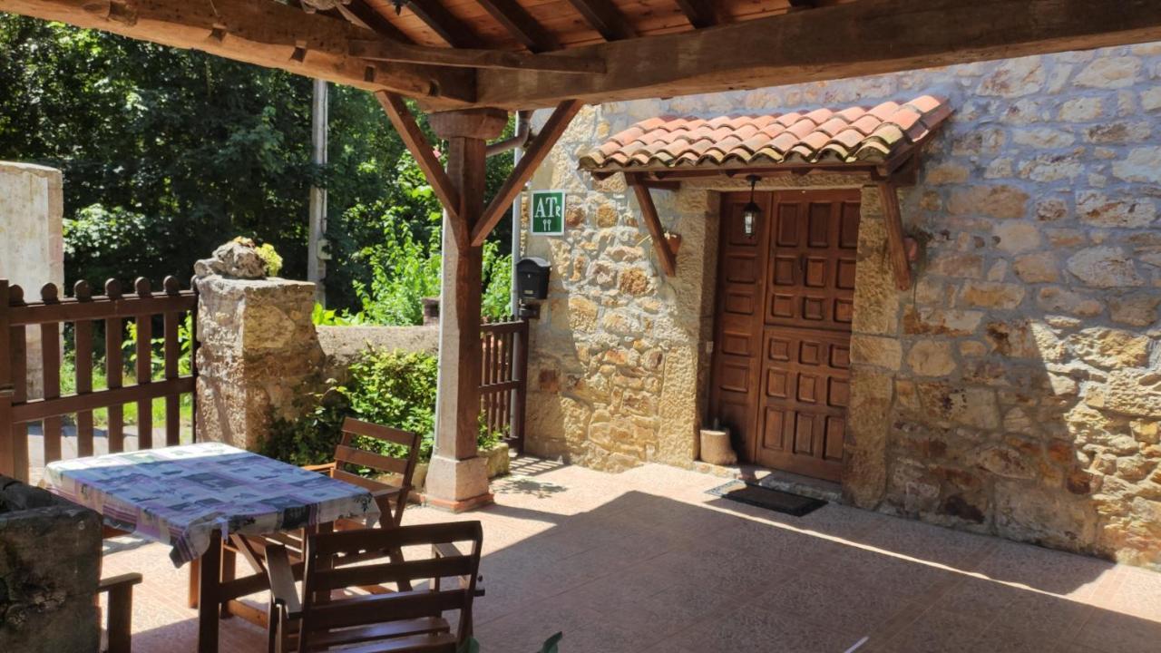 Apartamentos Rurales La Caviana Onís エクステリア 写真