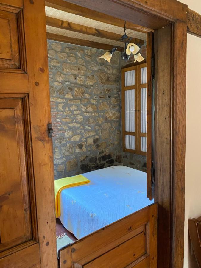 Apartamentos Rurales La Caviana Onís エクステリア 写真