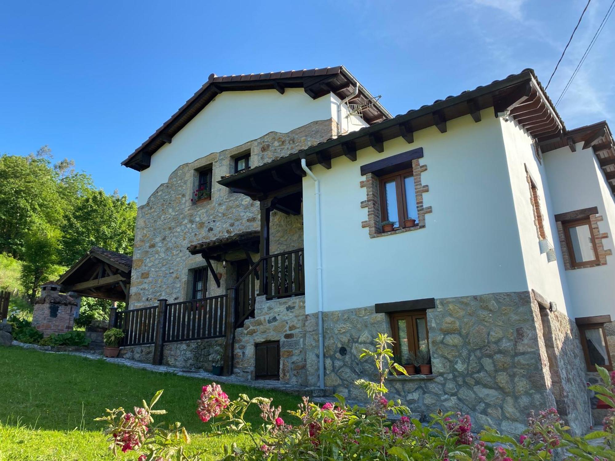 Apartamentos Rurales La Caviana Onís エクステリア 写真
